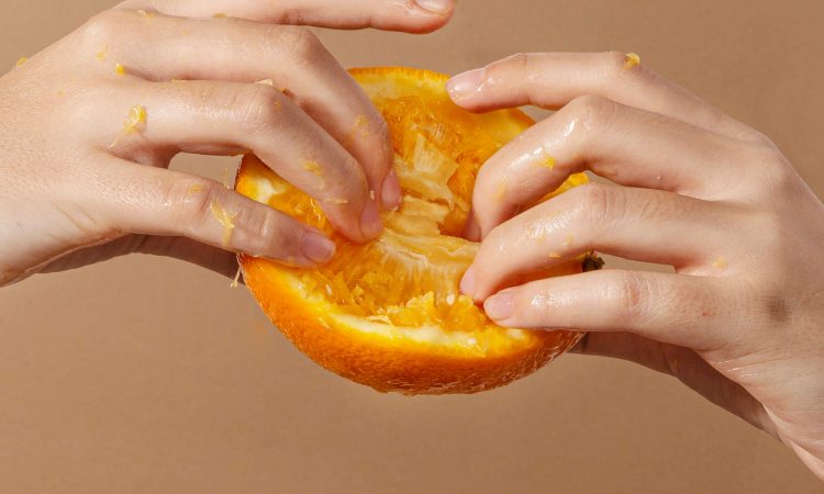 La versión más estable y suave de la Vitamina C para las pieles más sensibles, en nuestro WHITEPRO- Warrior II